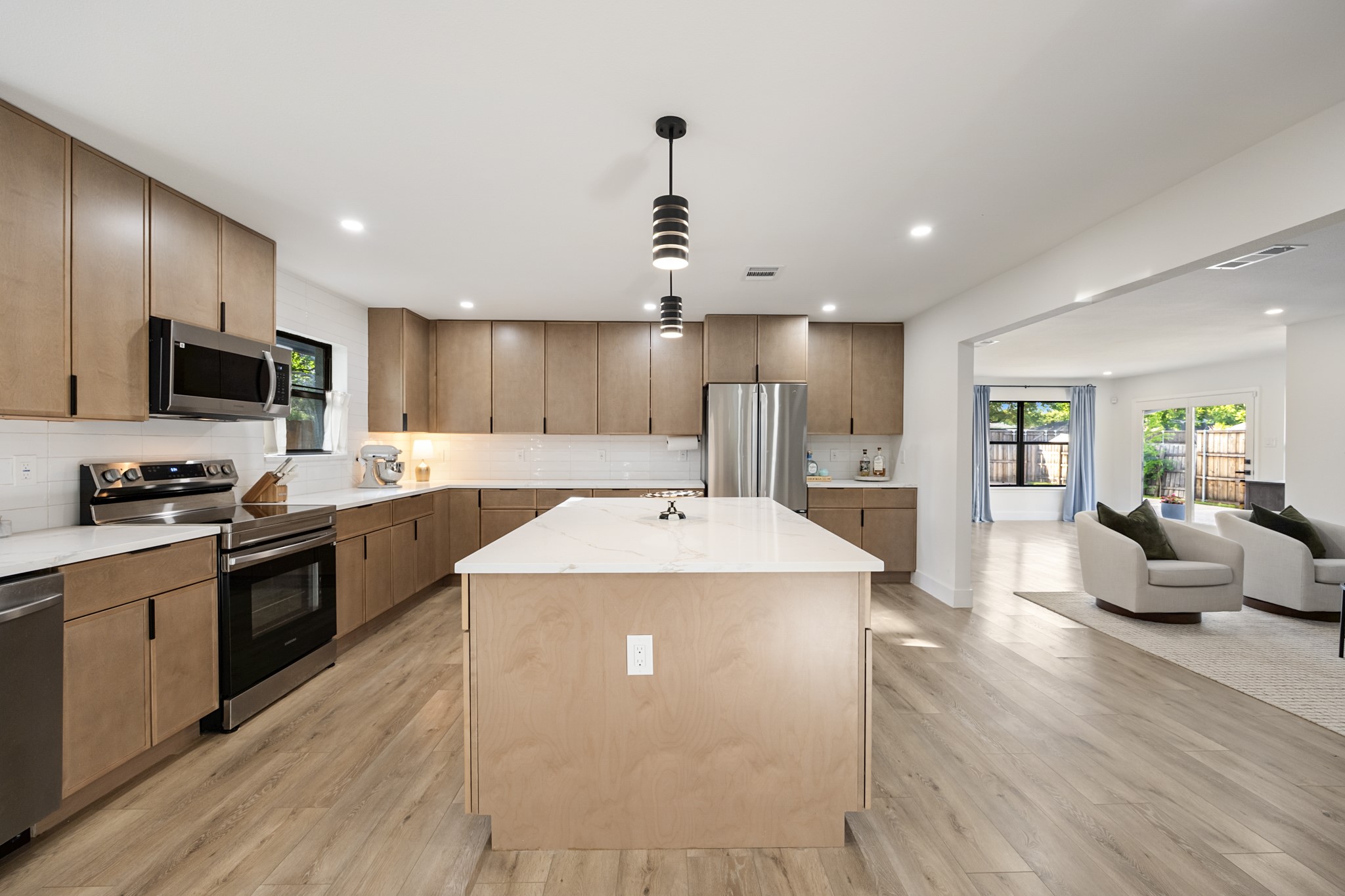 415 Pittman Street Richardson TX 75081