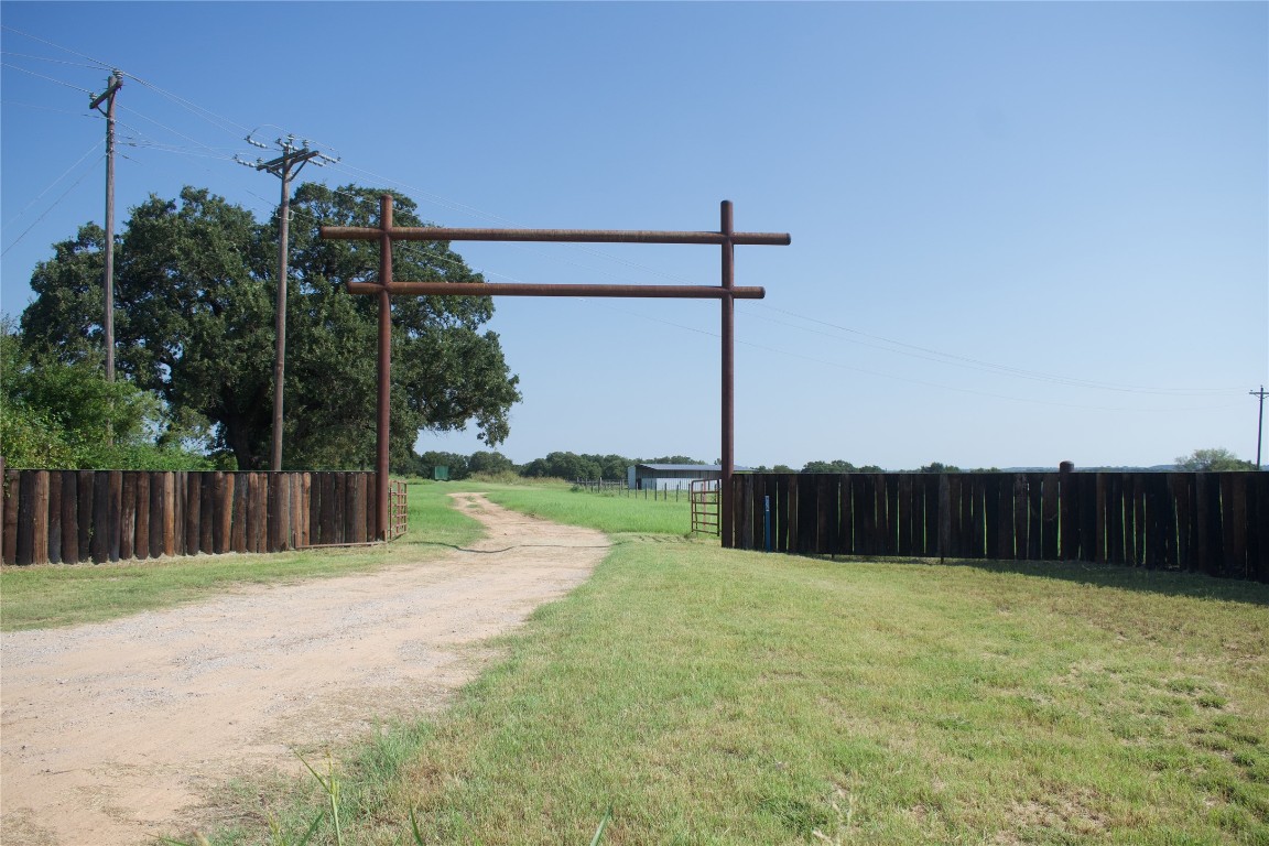 1901 Poe Prairie Road Millsap TX 76066