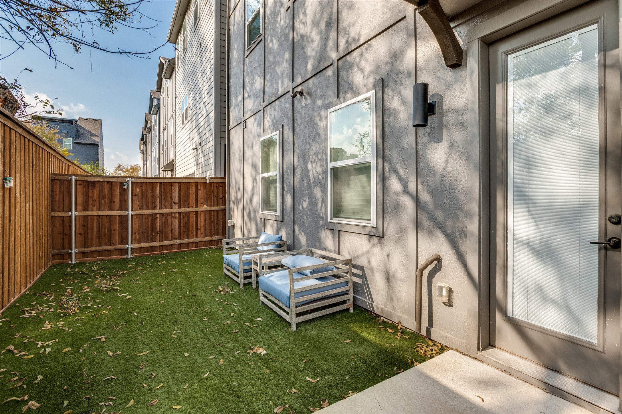 1434 Elevado Drive Dallas TX 75212