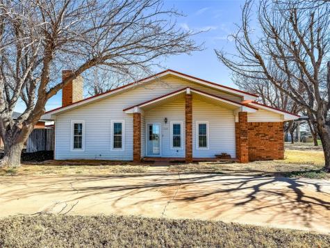 1506 N Avenue M Haskell TX 79521