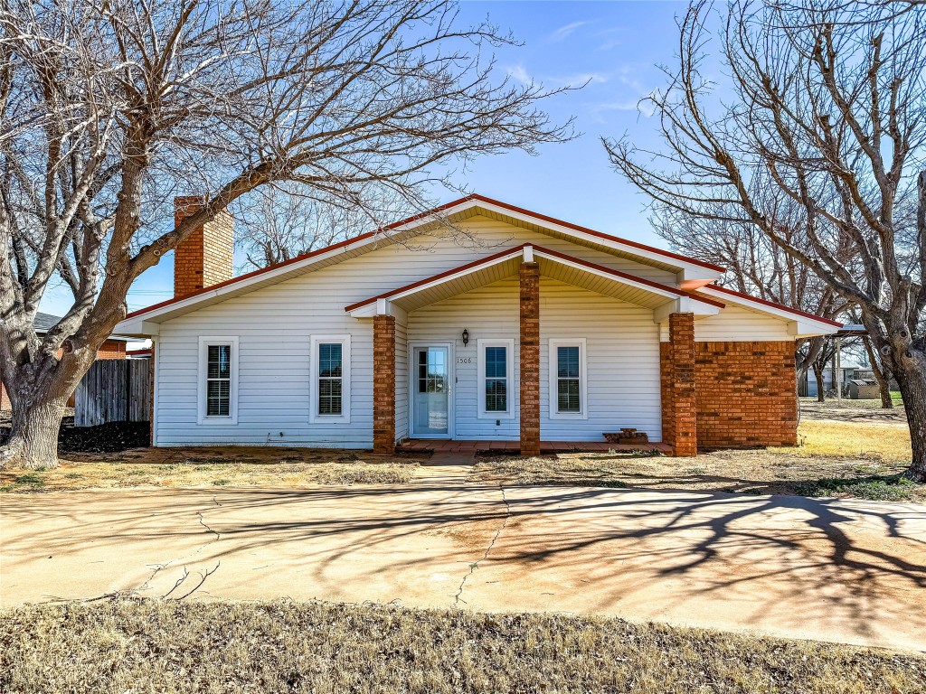 1506 N Avenue M Haskell TX 79521