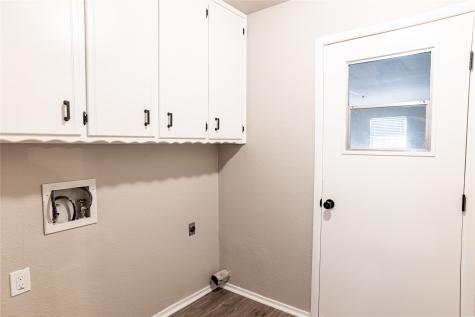 12 Brookhollow Circle Gainesville TX 76240