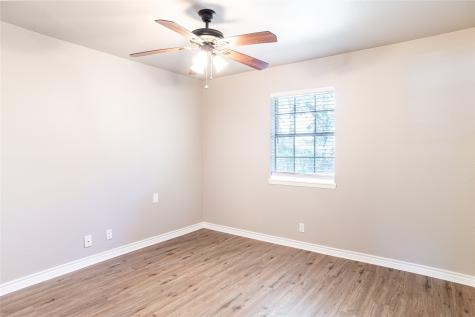 12 Brookhollow Circle Gainesville TX 76240