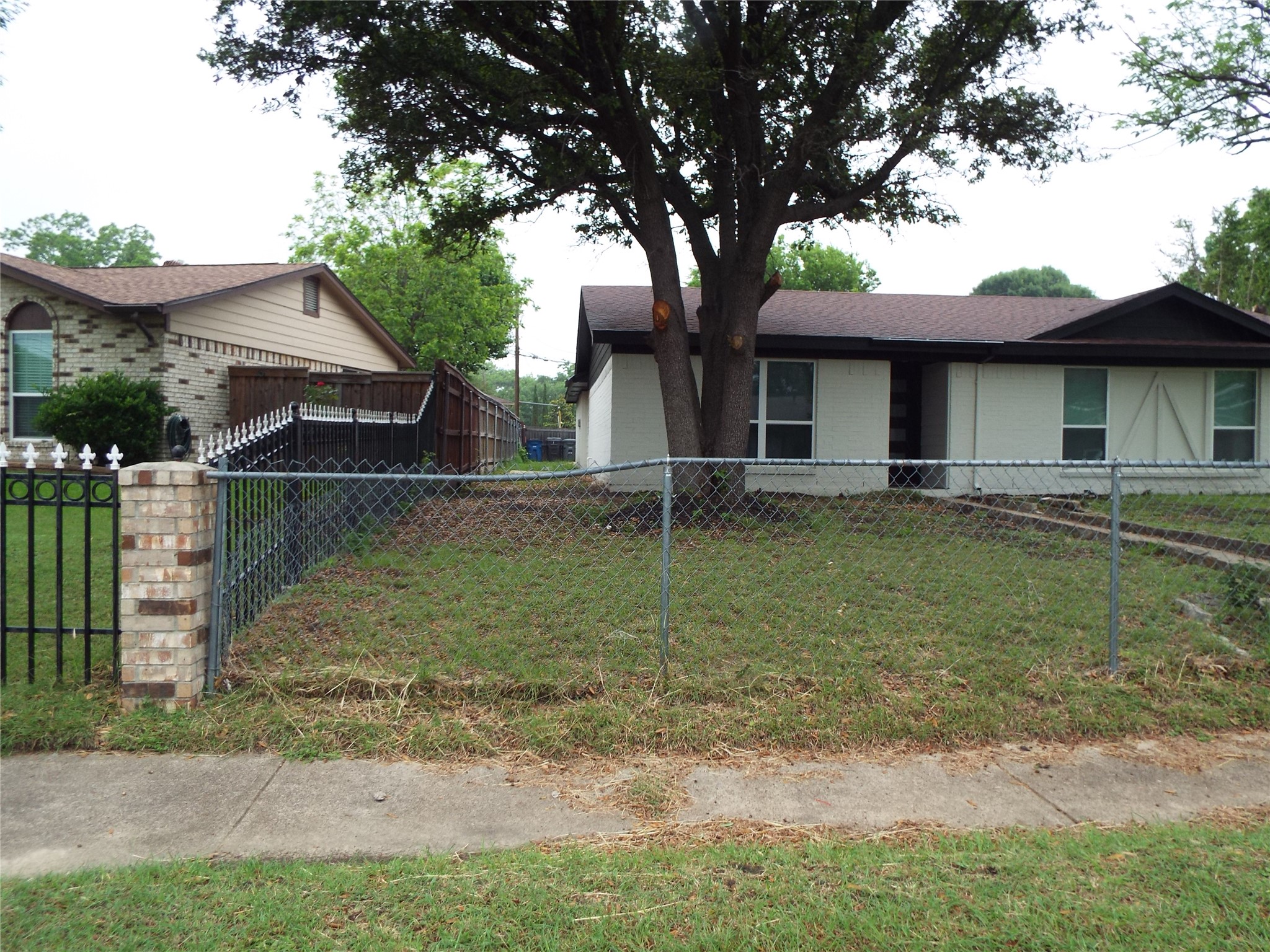 8949 Shorelark Drive Dallas TX 75217