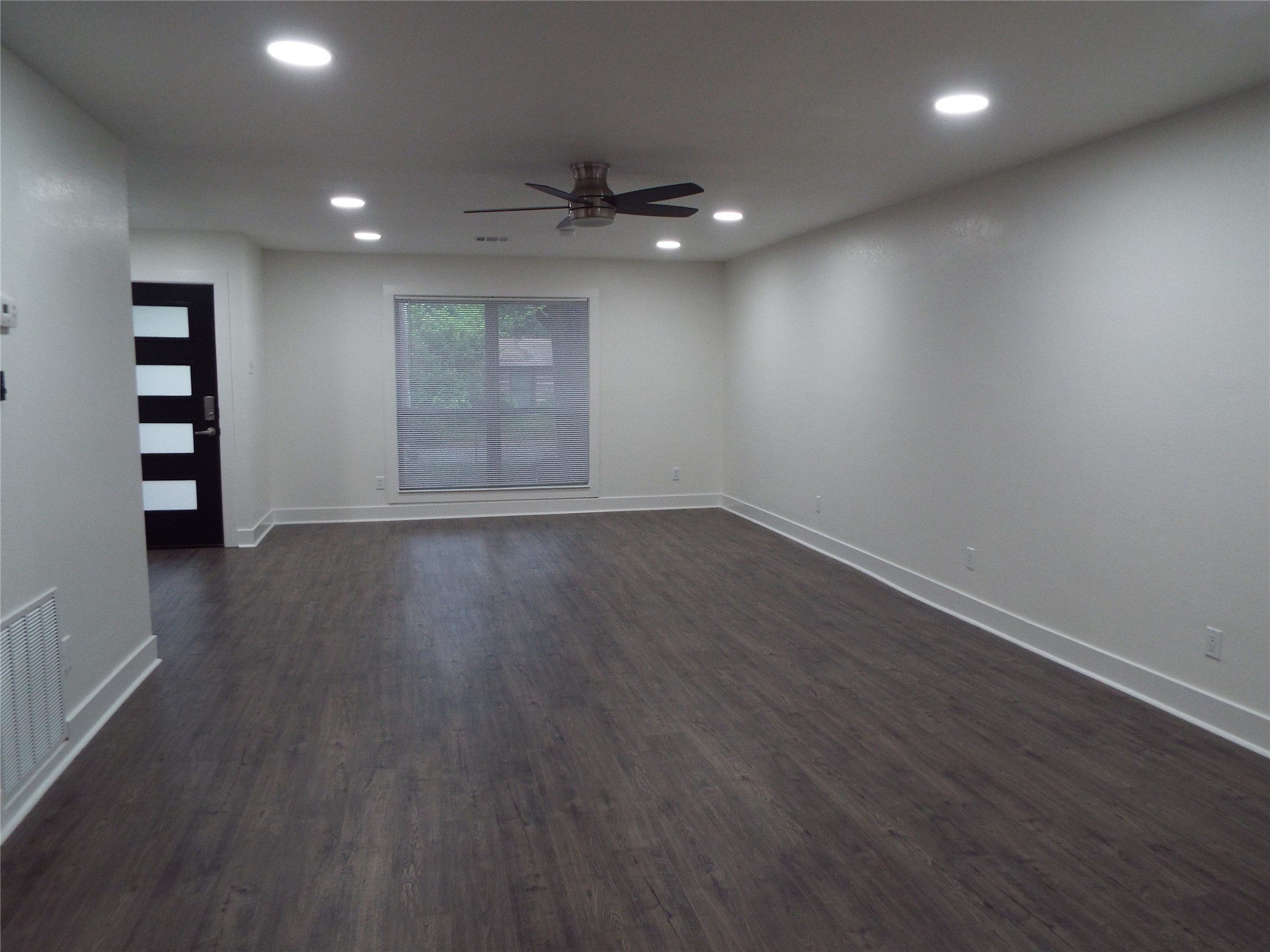 8949 Shorelark Drive Dallas TX 75217