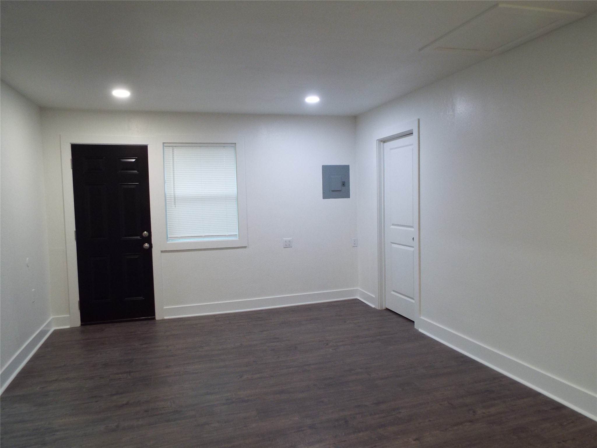 8949 Shorelark Drive Dallas TX 75217