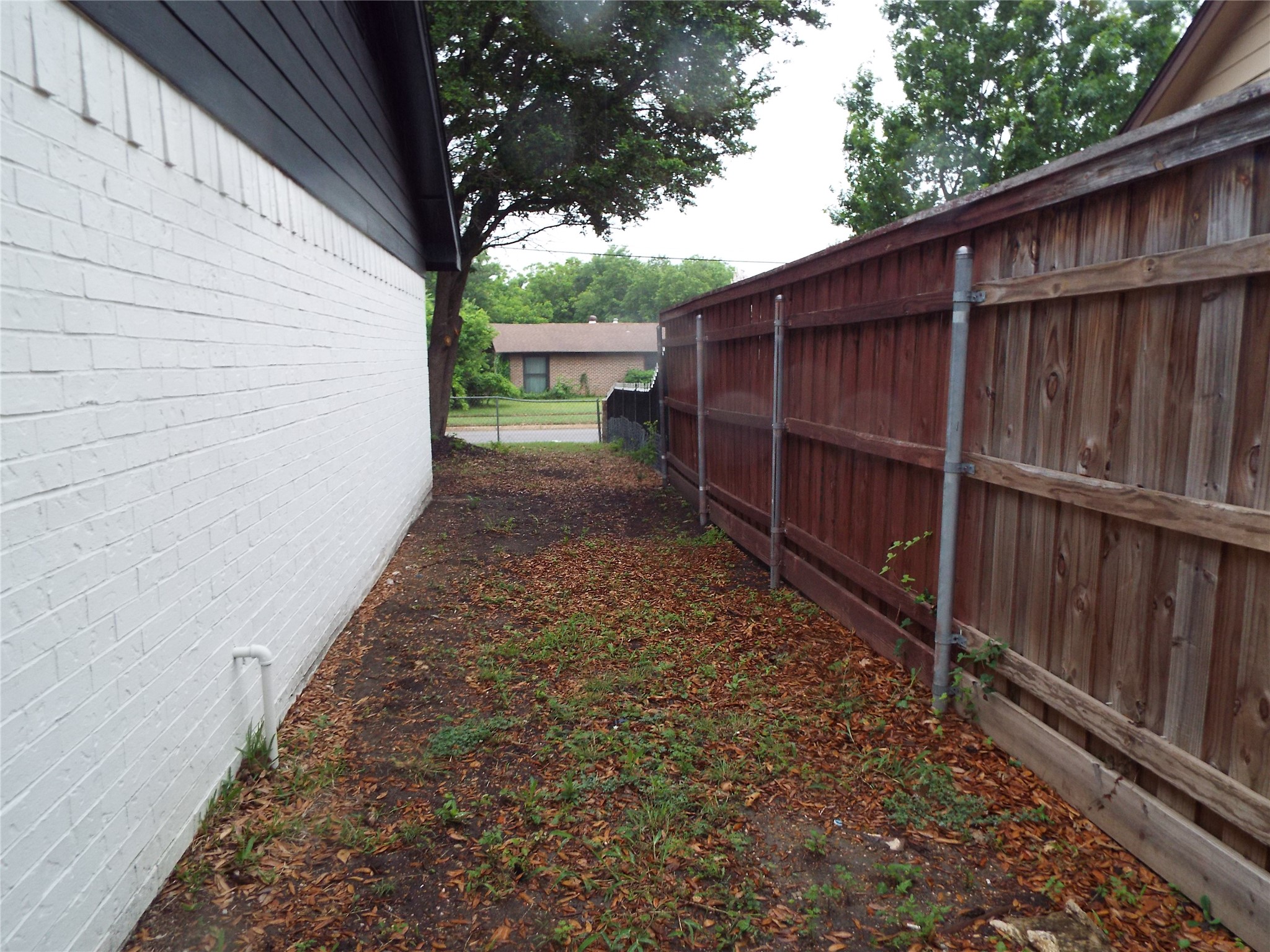 8949 Shorelark Drive Dallas TX 75217