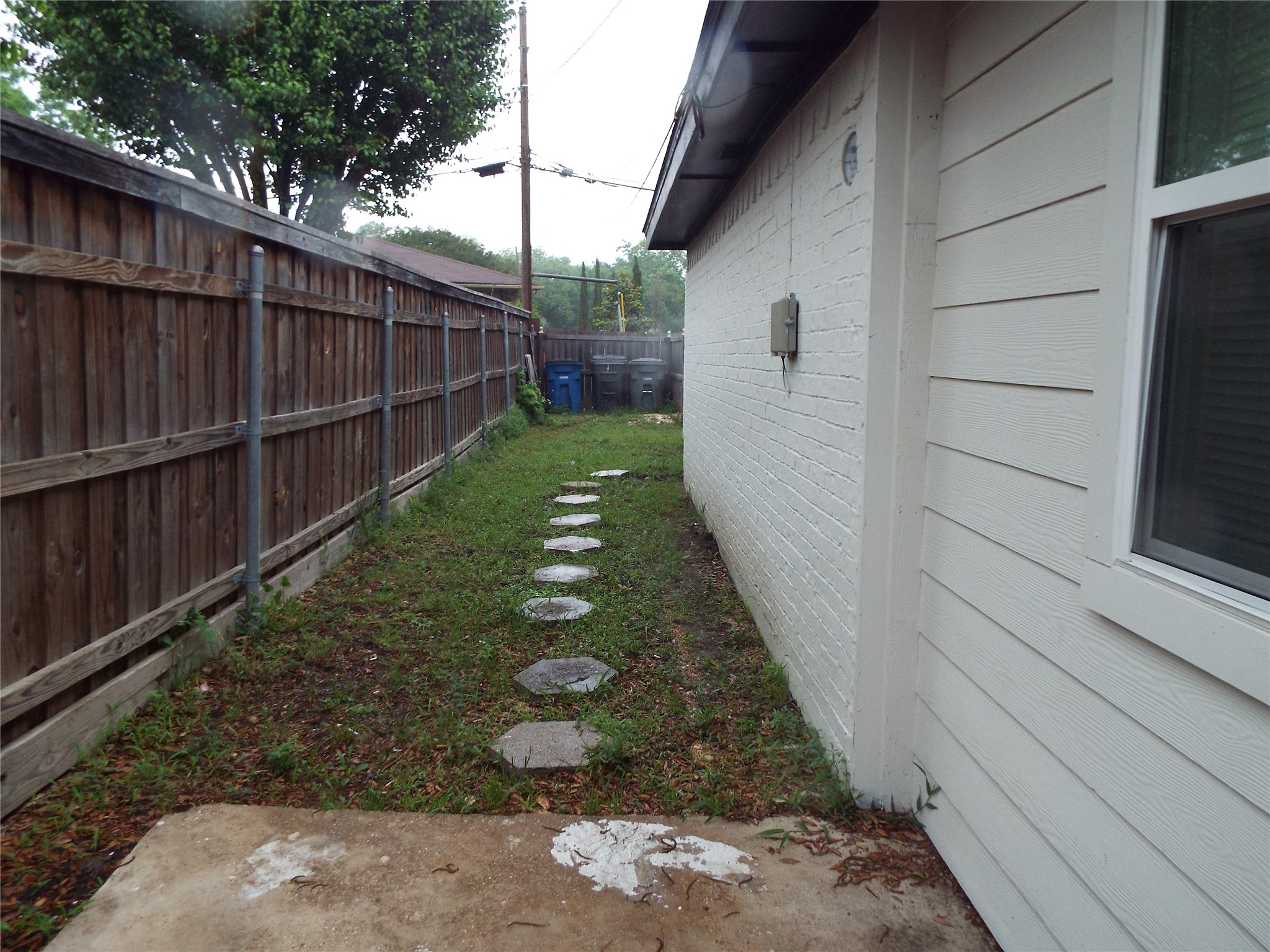 8949 Shorelark Drive Dallas TX 75217
