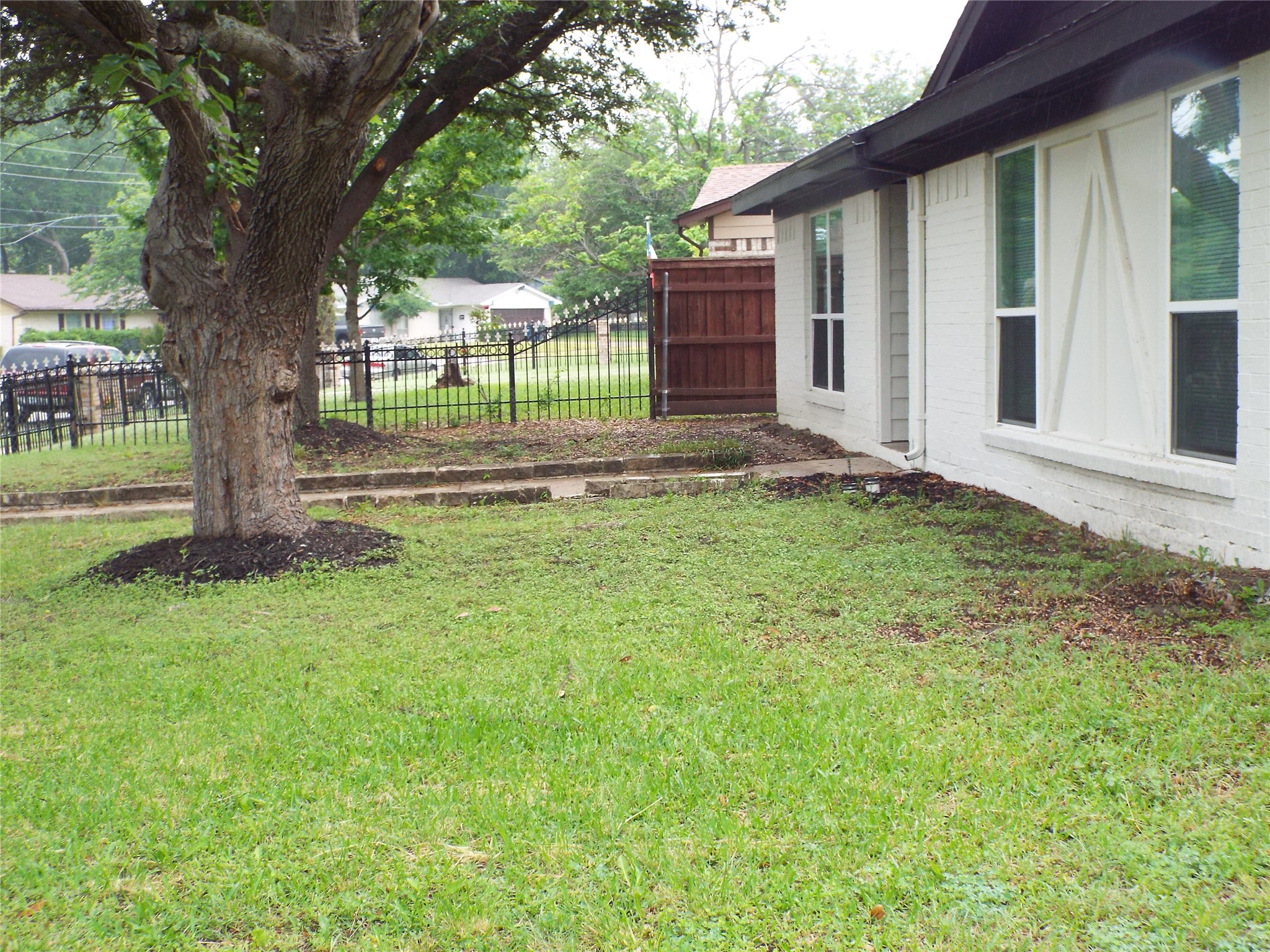 8949 Shorelark Drive Dallas TX 75217