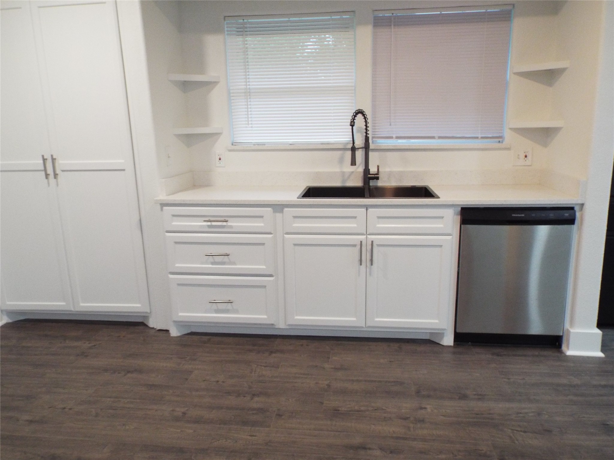 8949 Shorelark Drive Dallas TX 75217