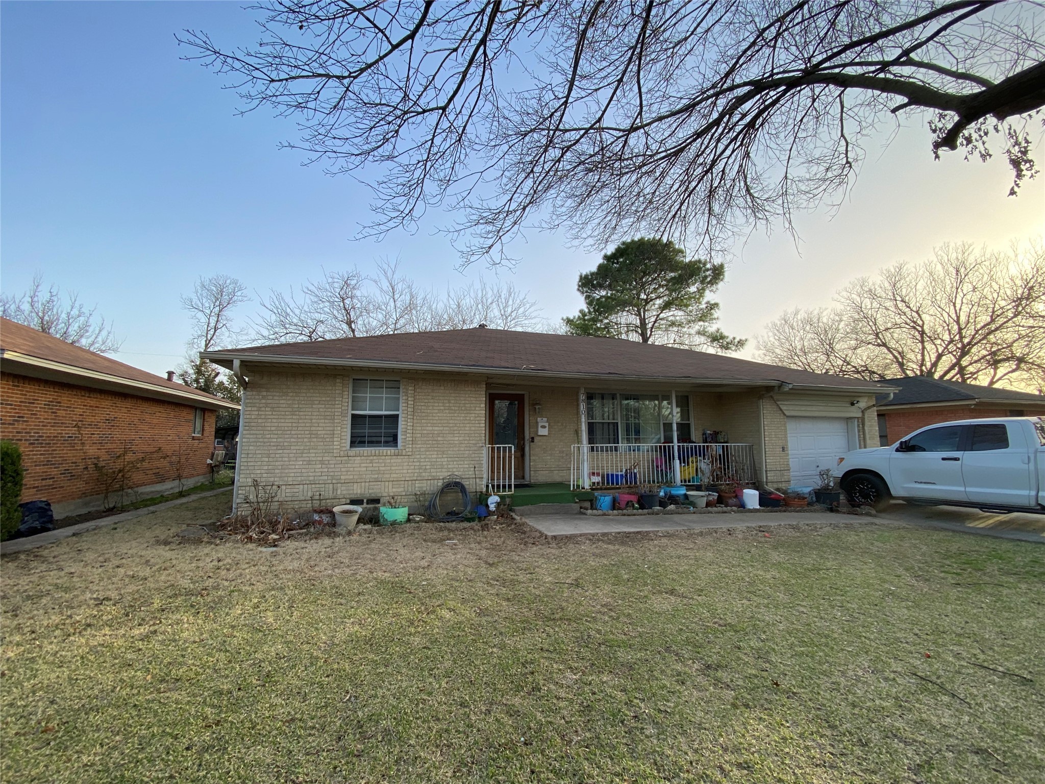 7810 Dugan Street Dallas TX 75217