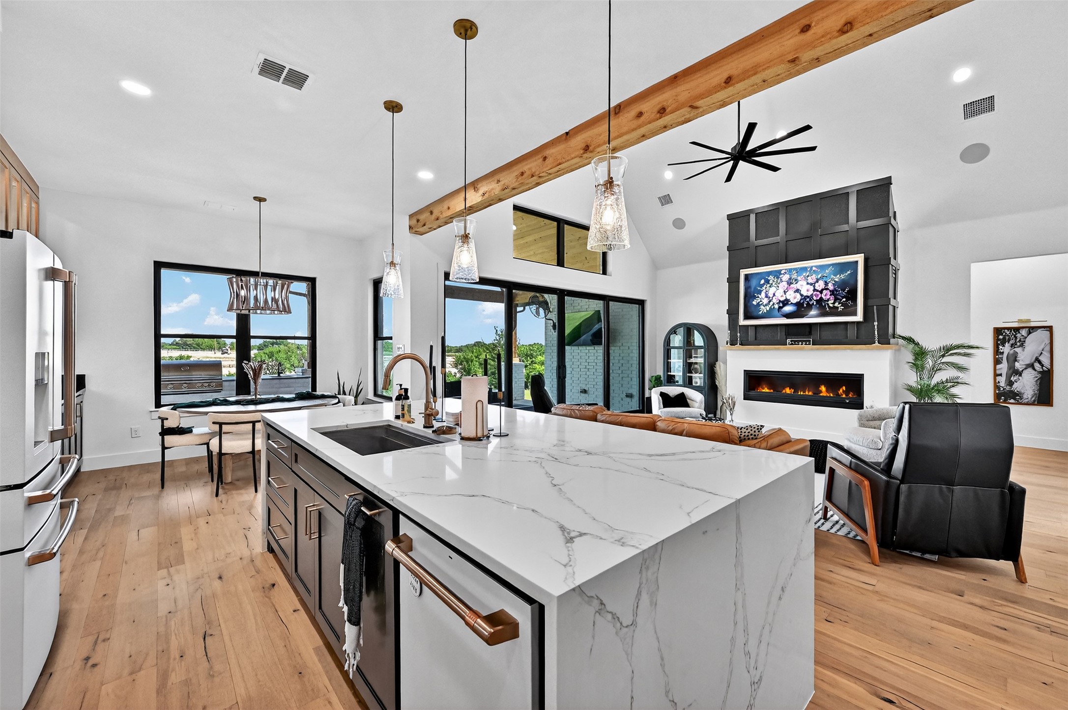 2028 Fox Bend Trace Gunter TX 75058