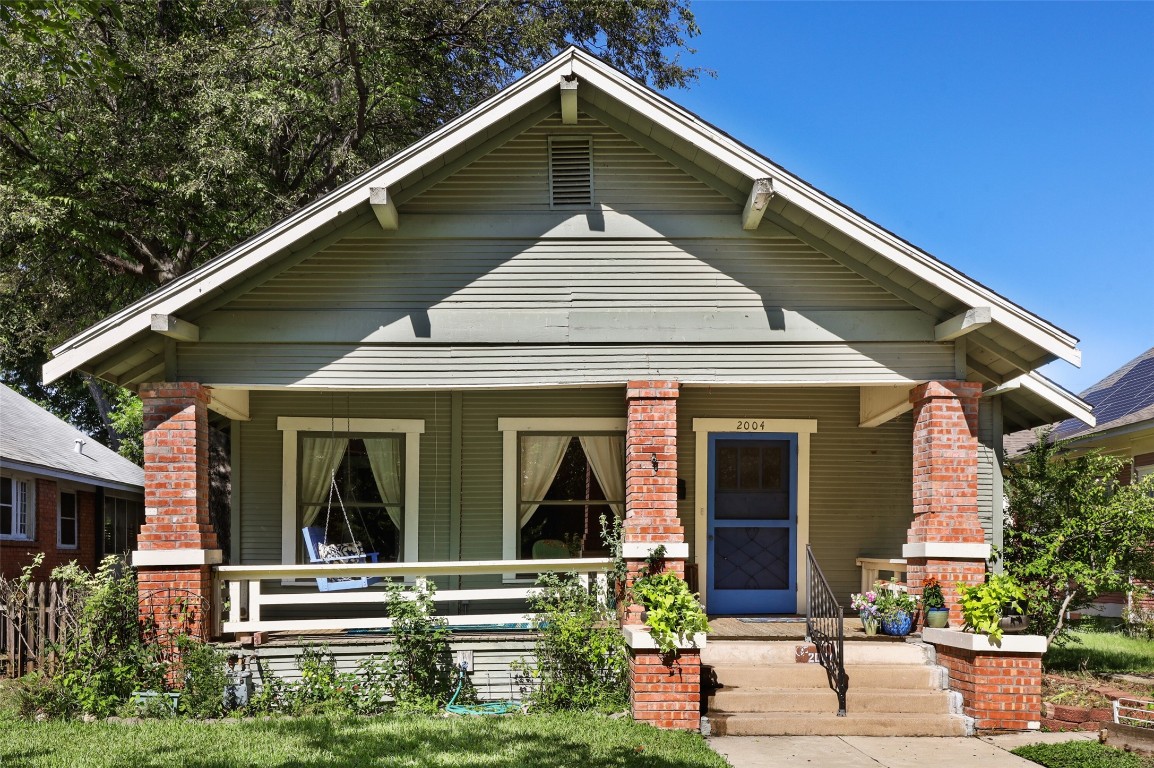 2004 6th Avenue Fort Worth TX 76110