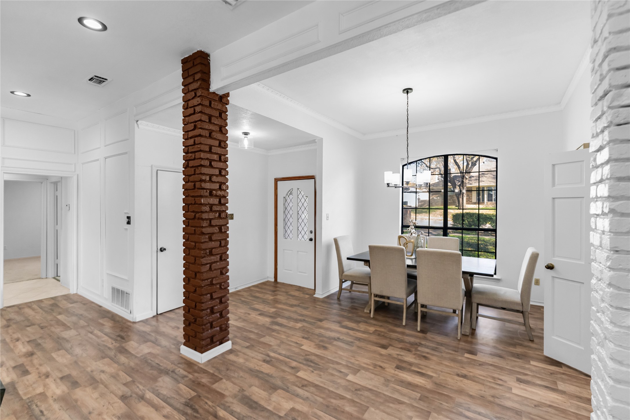 2408 Castle Street Irving TX 75038