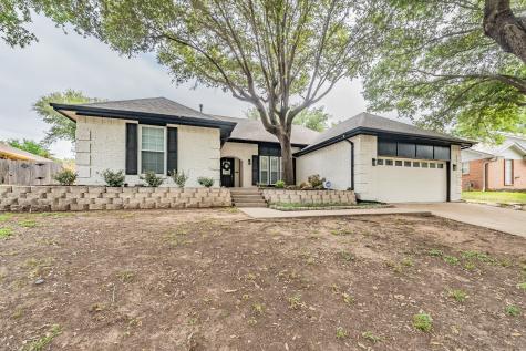 706 Hinsdale Drive Arlington TX 76006