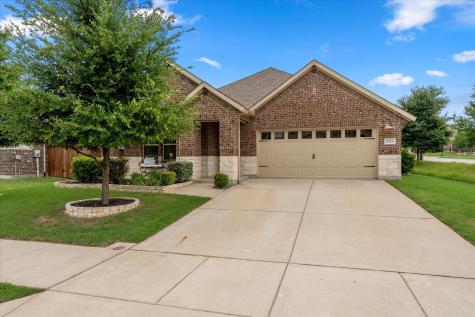 801 Lawndale Street Celina TX 75009