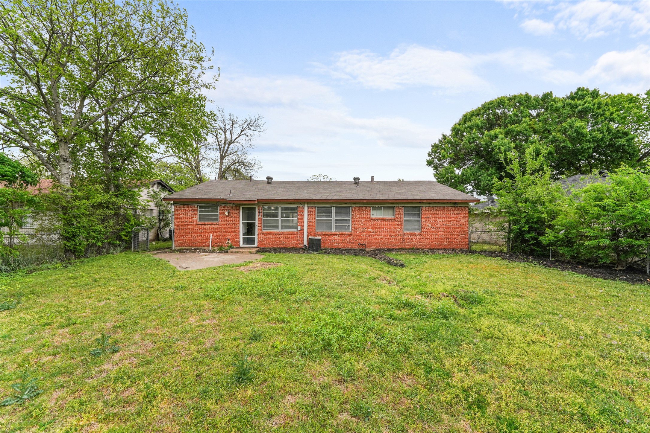 505 Lawson Drive Garland TX 75042