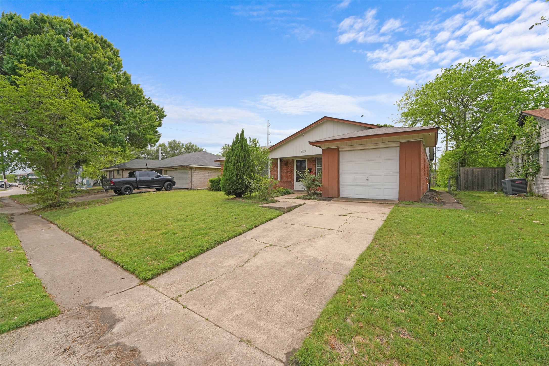 505 Lawson Drive Garland TX 75042