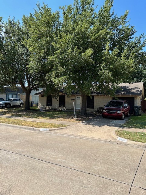 5029 Stagecoach Lane Garland TX 75043