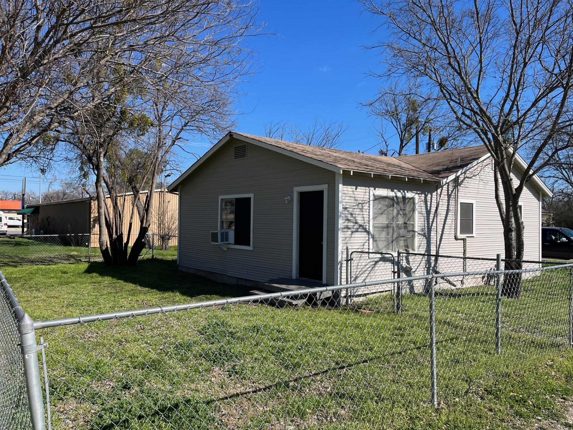 1003 Avenue I Brownwood TX 76801