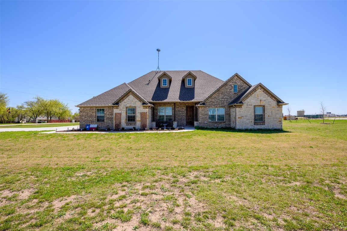 2071 Ripy Road Krum TX 76249
