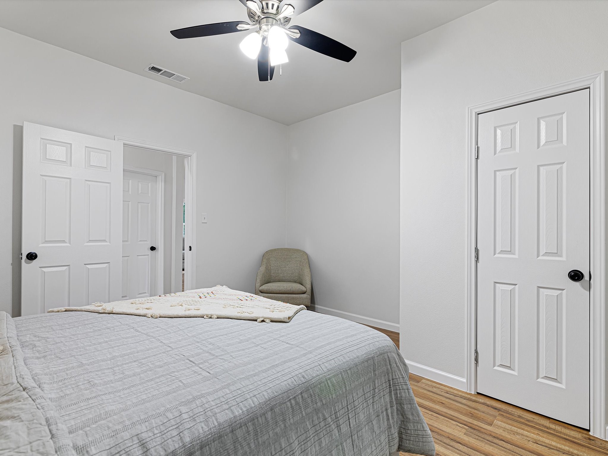 611 Cherry Street Bowie TX 76230