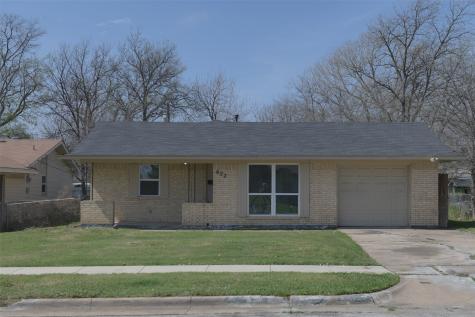 822 Manning Street Grand Prairie TX 75051