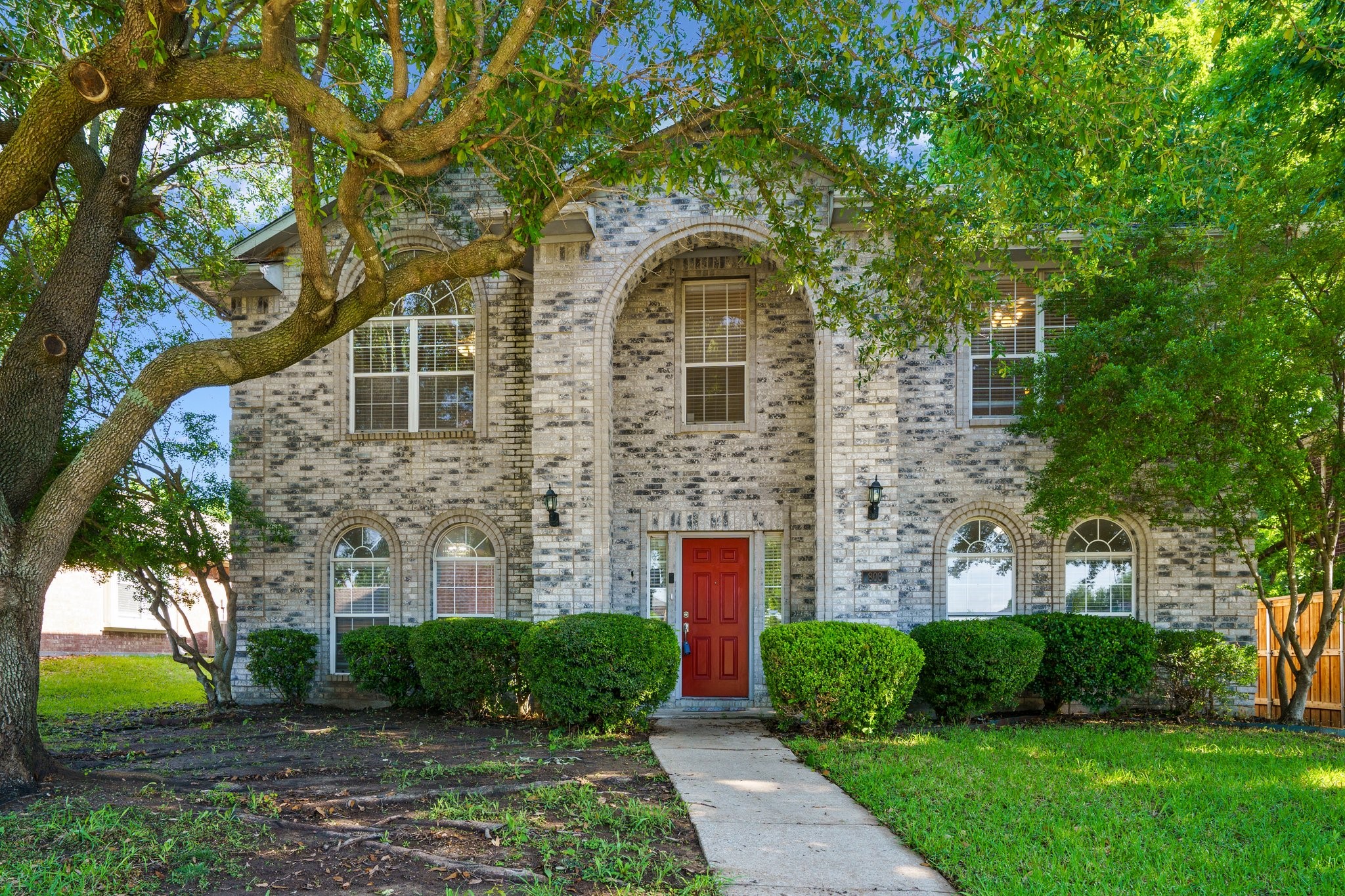 803 Sterling Court Allen TX 75002