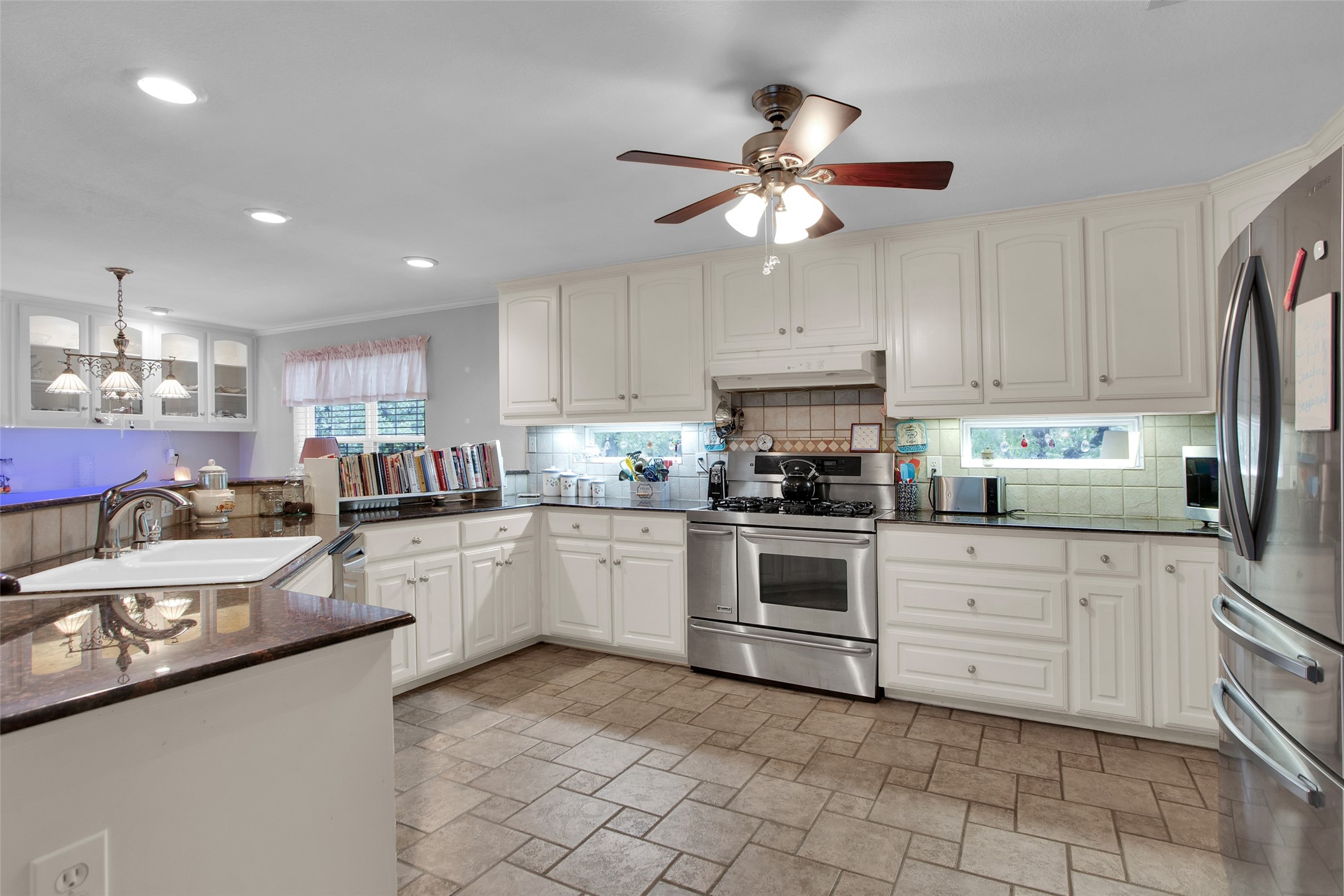 206 Clements Road Whitesboro TX 76273