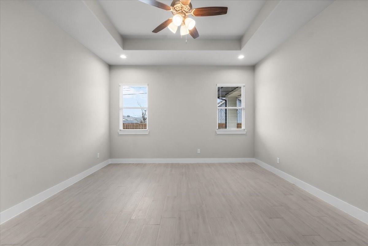 2561 Burton Avenue Fort Worth TX 76105