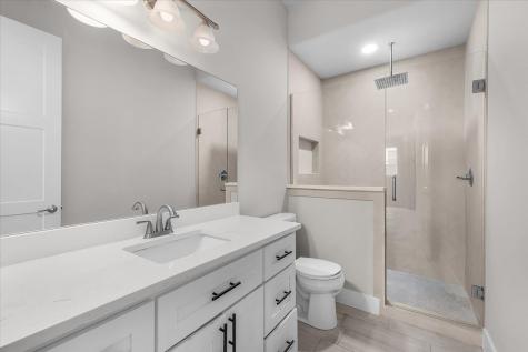 2561 Burton Avenue Fort Worth TX 76105