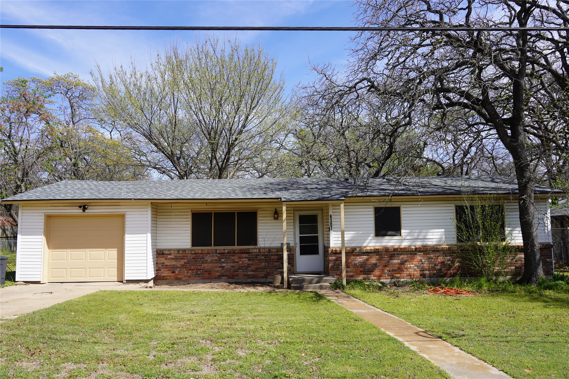 6307 Valley Ridge Drive Fort Worth TX 76140