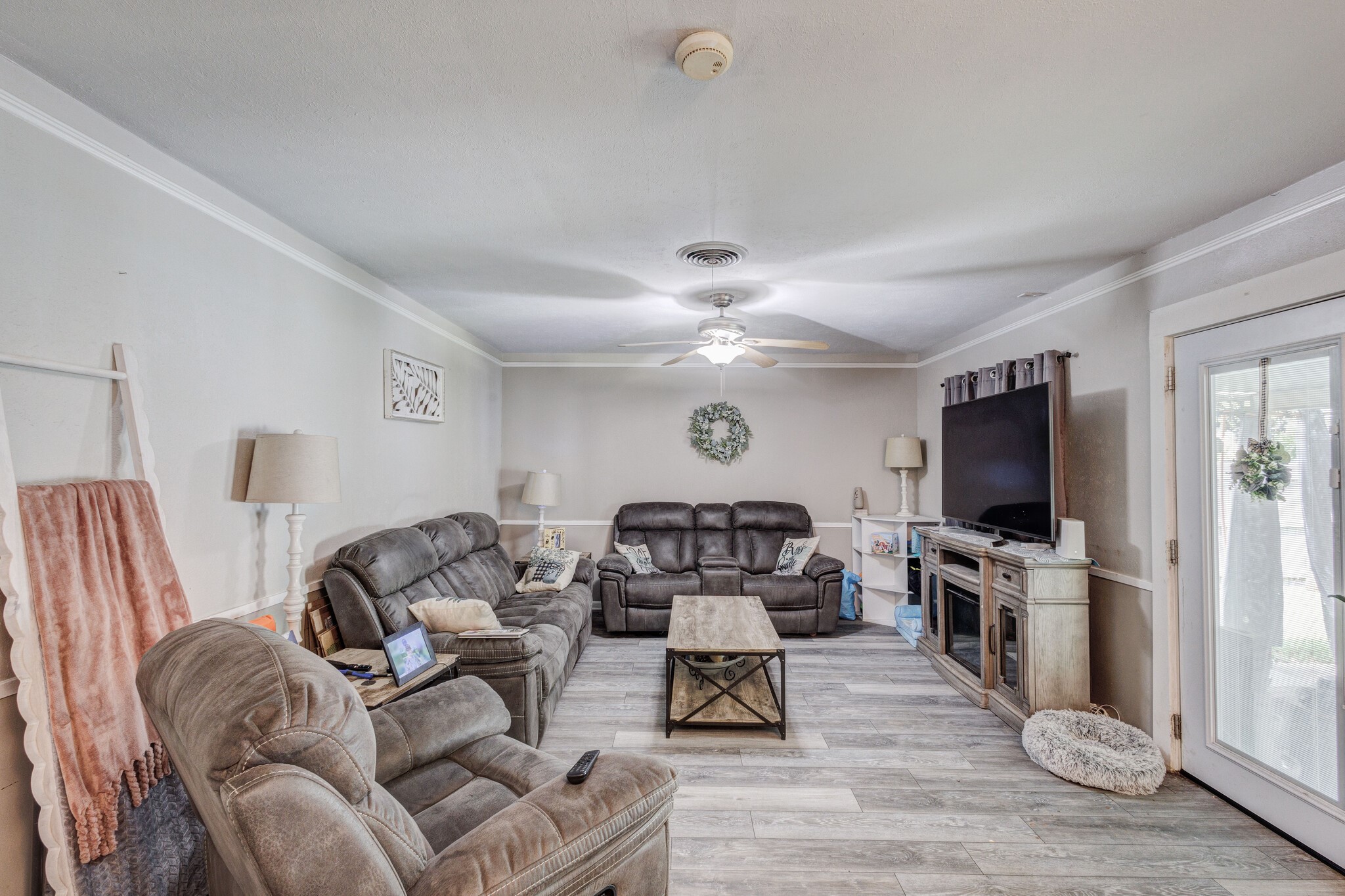 5421 Bonnie Wayne Street Haltom City TX 76117