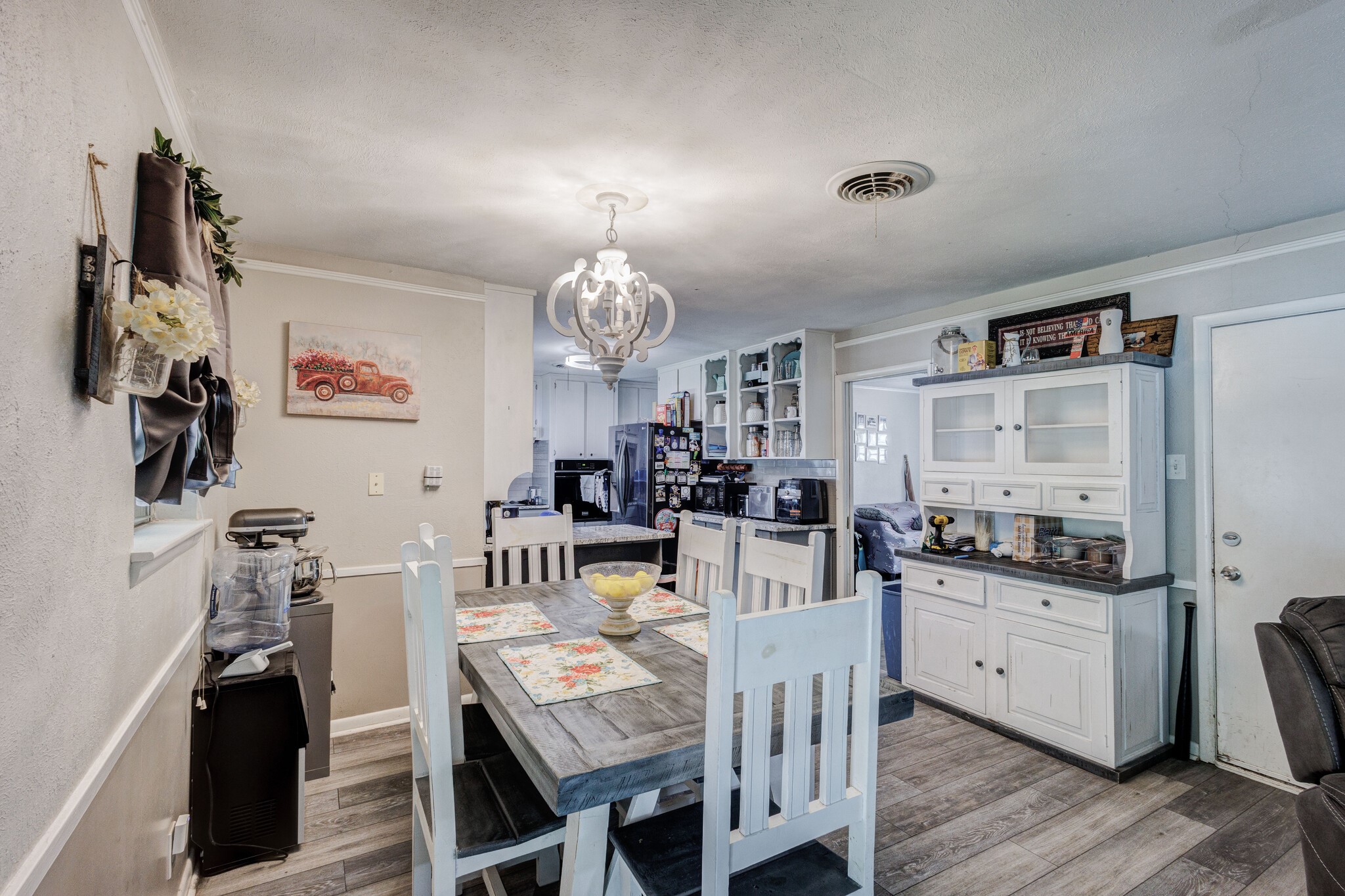 5421 Bonnie Wayne Street Haltom City TX 76117