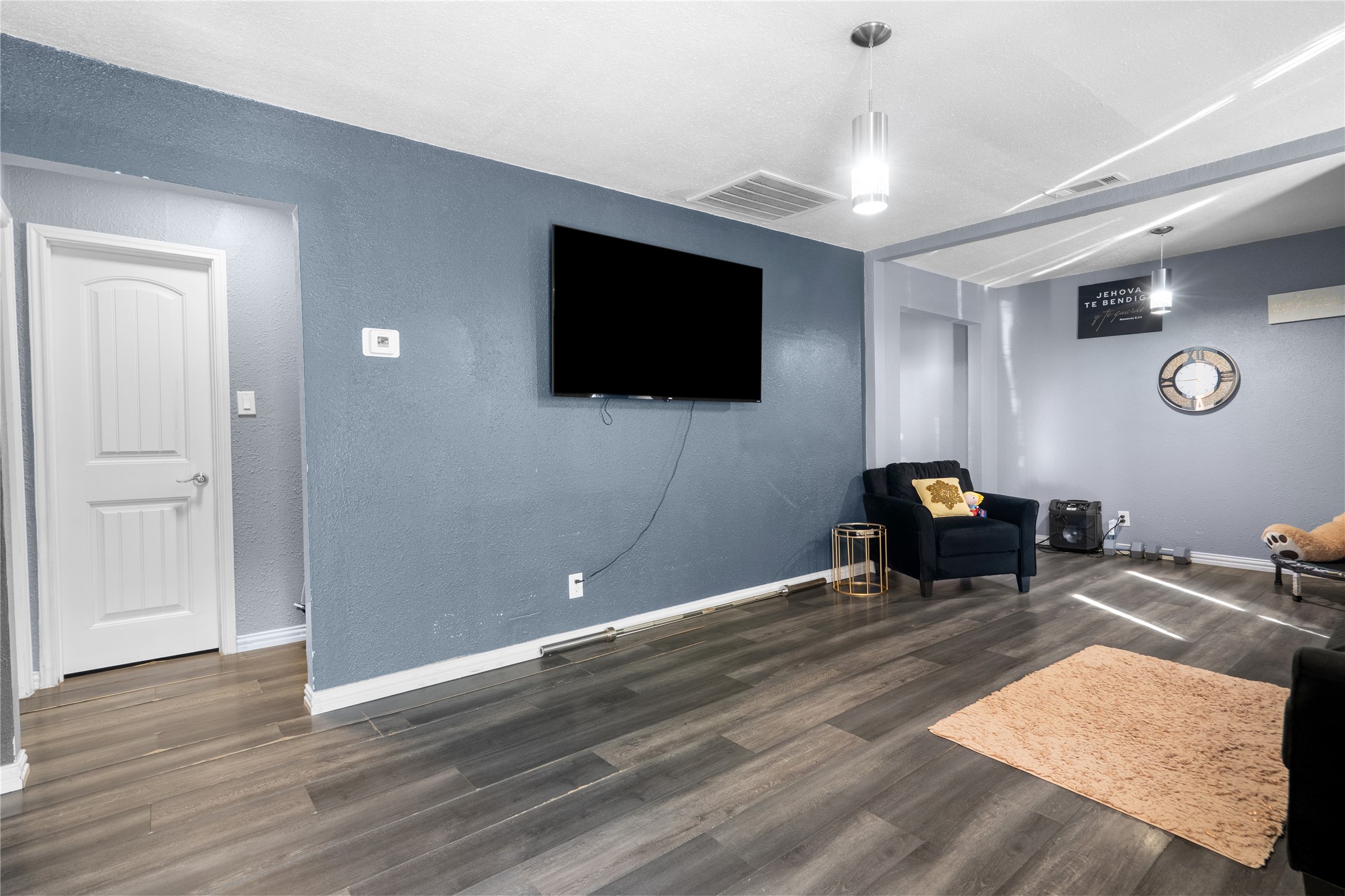 4115 S Peachtree Road Balch Springs TX 75180