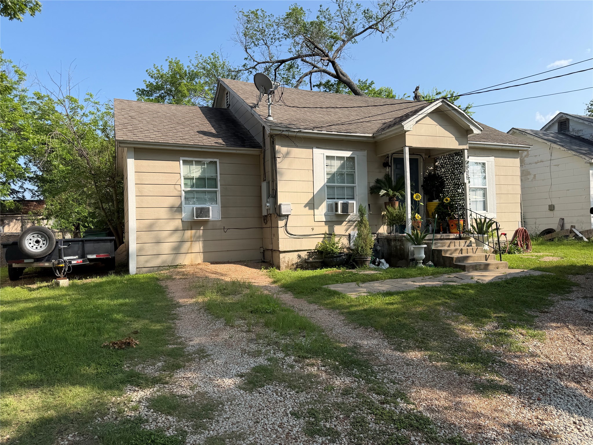 4102 Beverly Drive Beverly Hills TX 76711