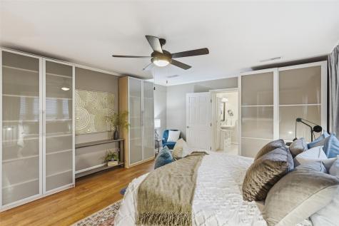 5326 Bradford Drive Dallas TX 75235