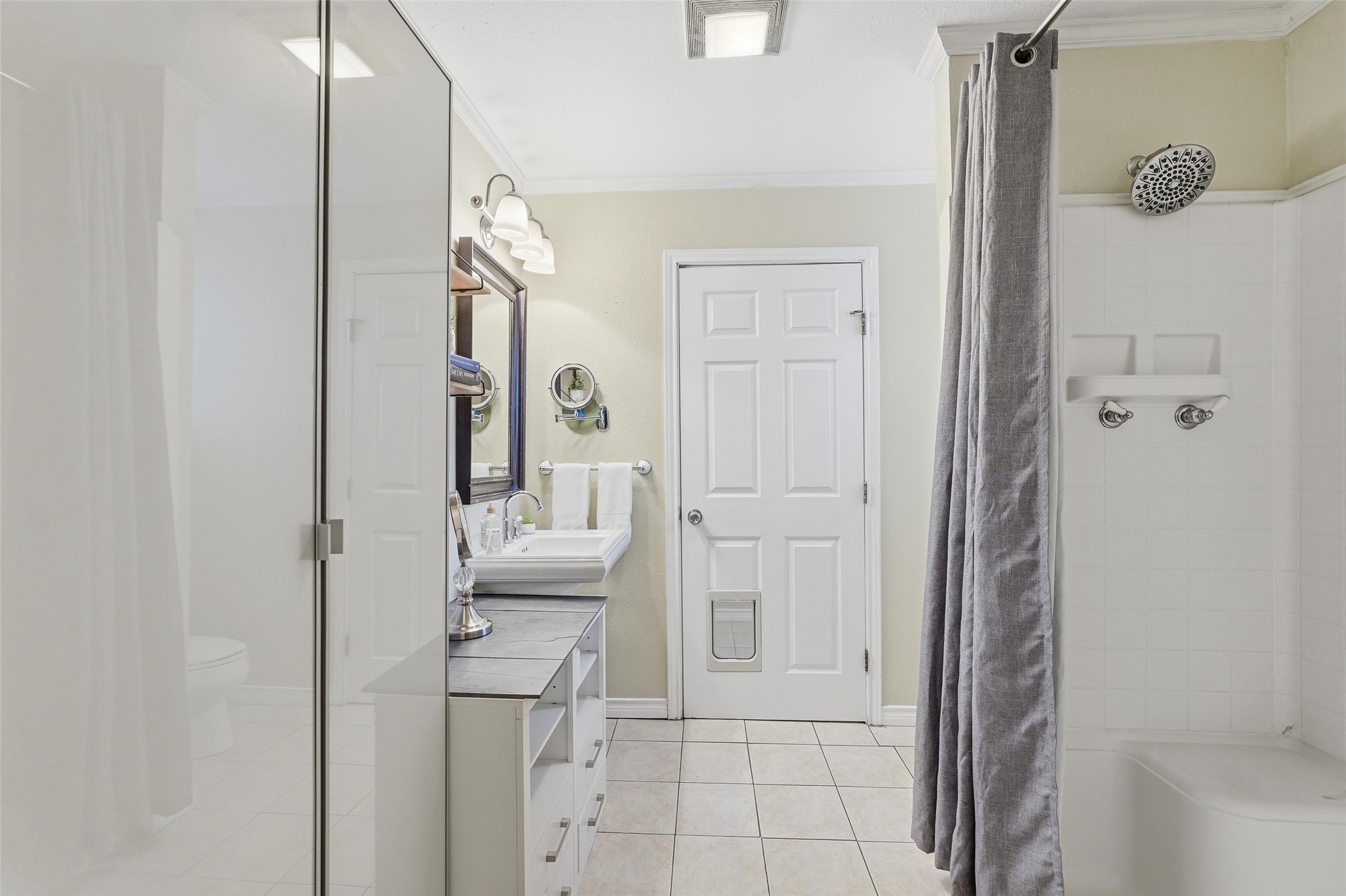 5326 Bradford Drive Dallas TX 75235