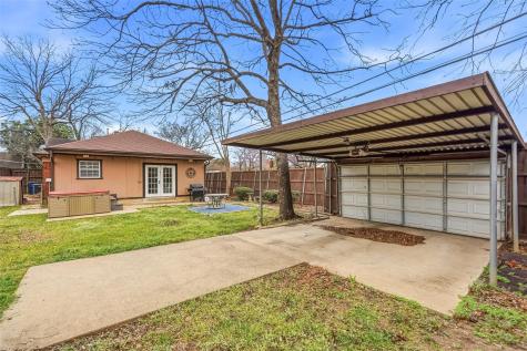 5326 Bradford Drive Dallas TX 75235