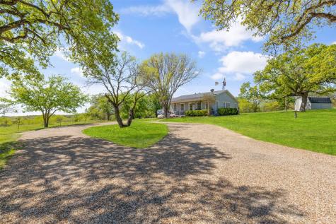 783 County Road 3585 Paradise TX 76073