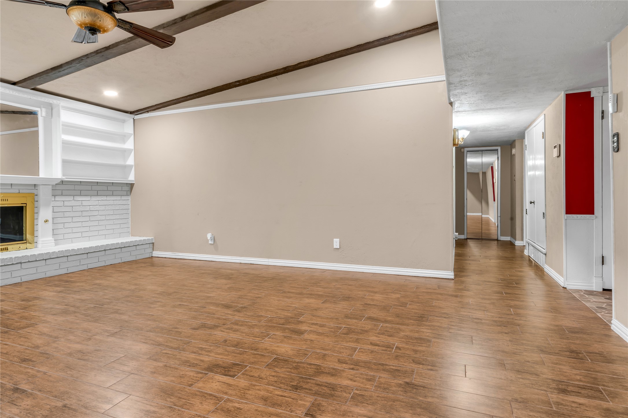 1813 Dodge Trail Grand Prairie TX 75052