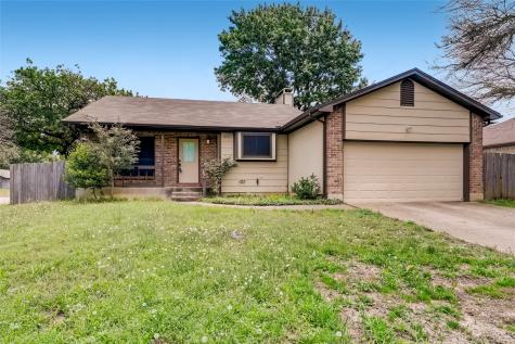 6101 Farmingdale Drive Arlington TX 76001