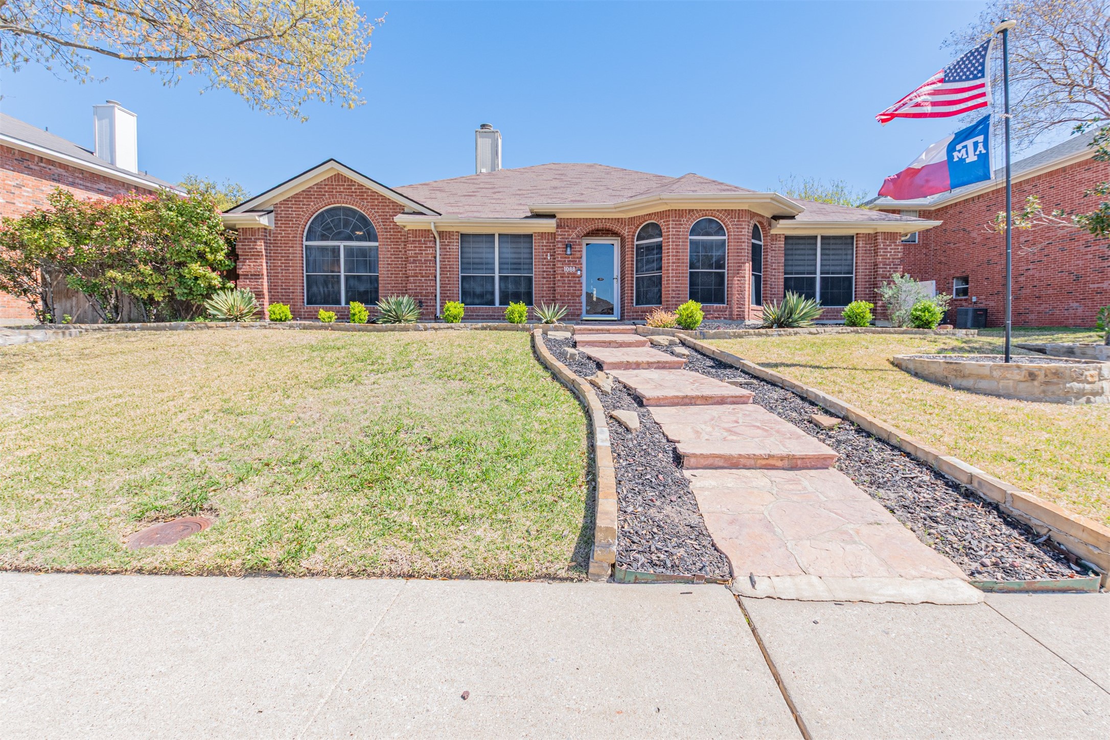 1088 Midnight Pass Rockwall TX 75087