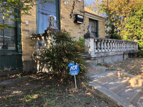 2535 Elsie Faye Heggins Street Dallas TX 75215