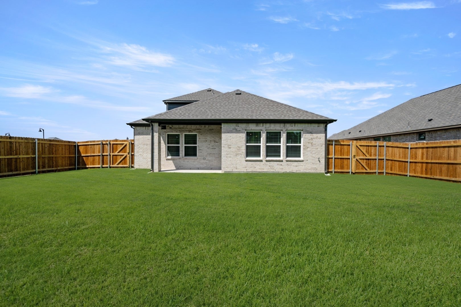 1850 Silver Birch Waxahachie TX 75165