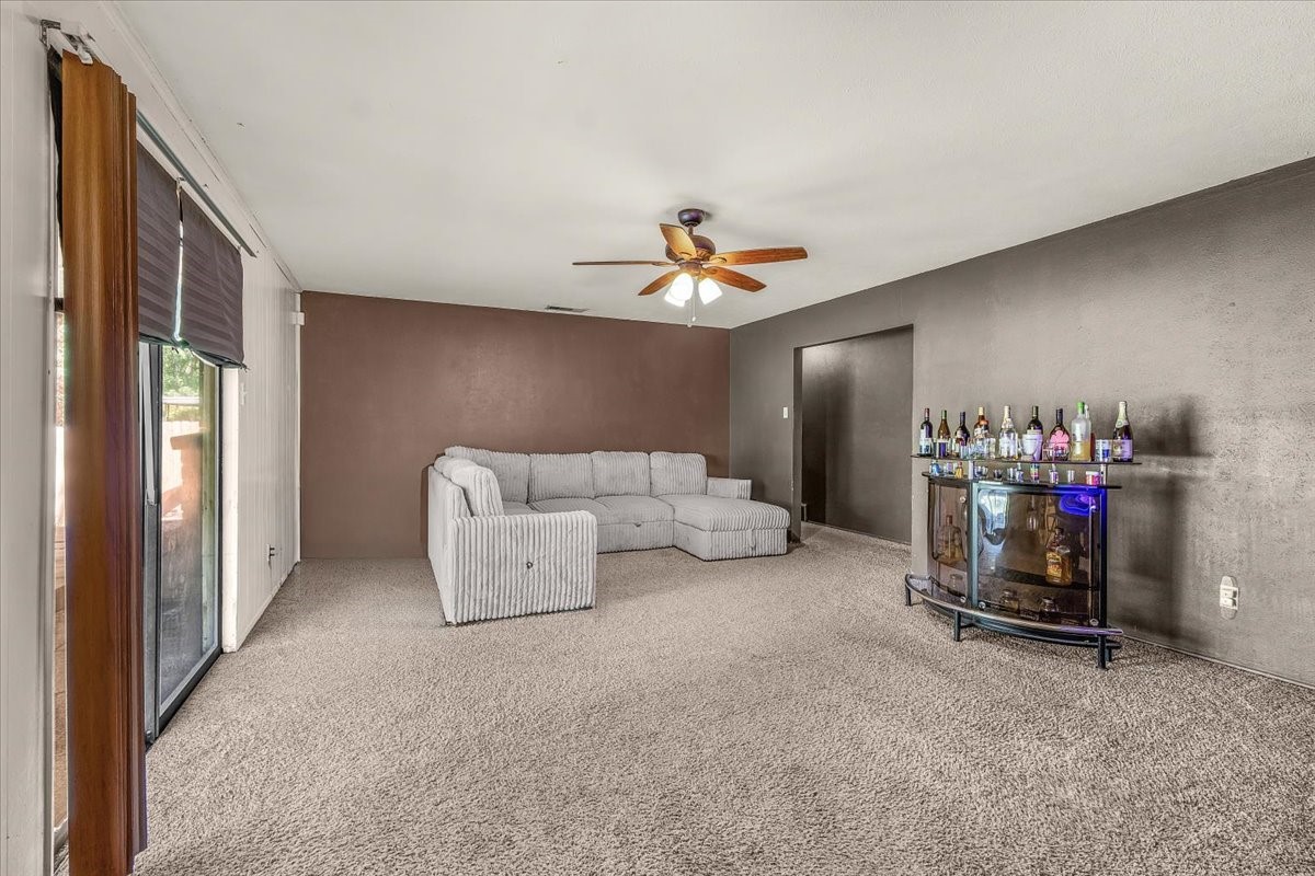 327 E Center Street Duncanville TX 75116