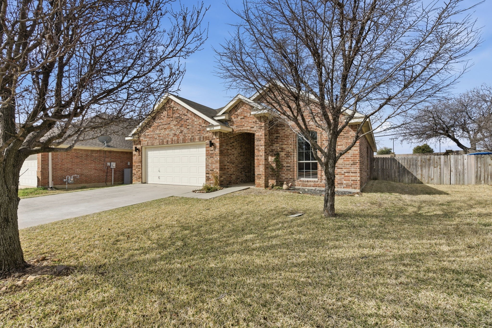 813 Chase Circle Hurst TX 76053