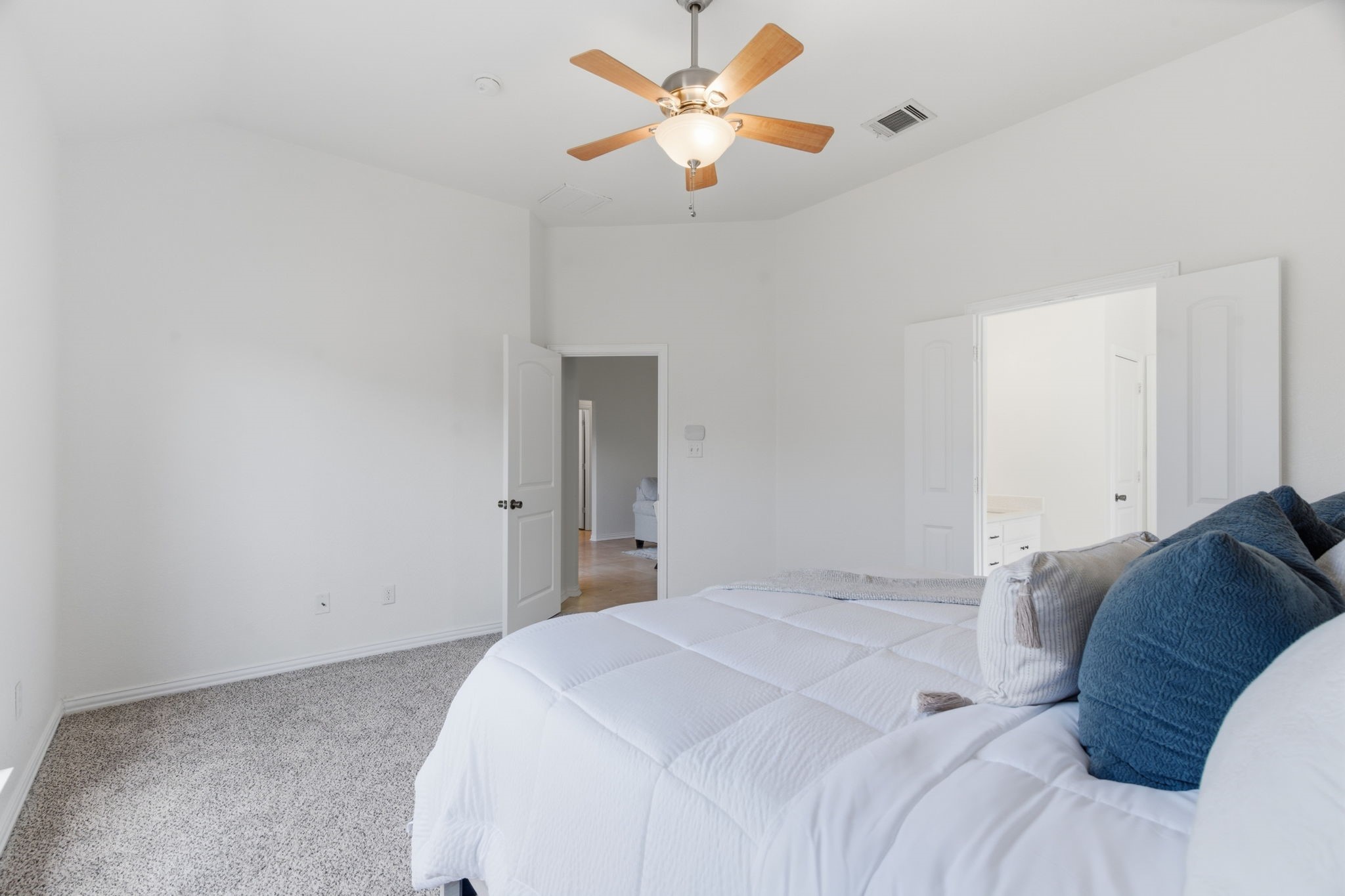 813 Chase Circle Hurst TX 76053