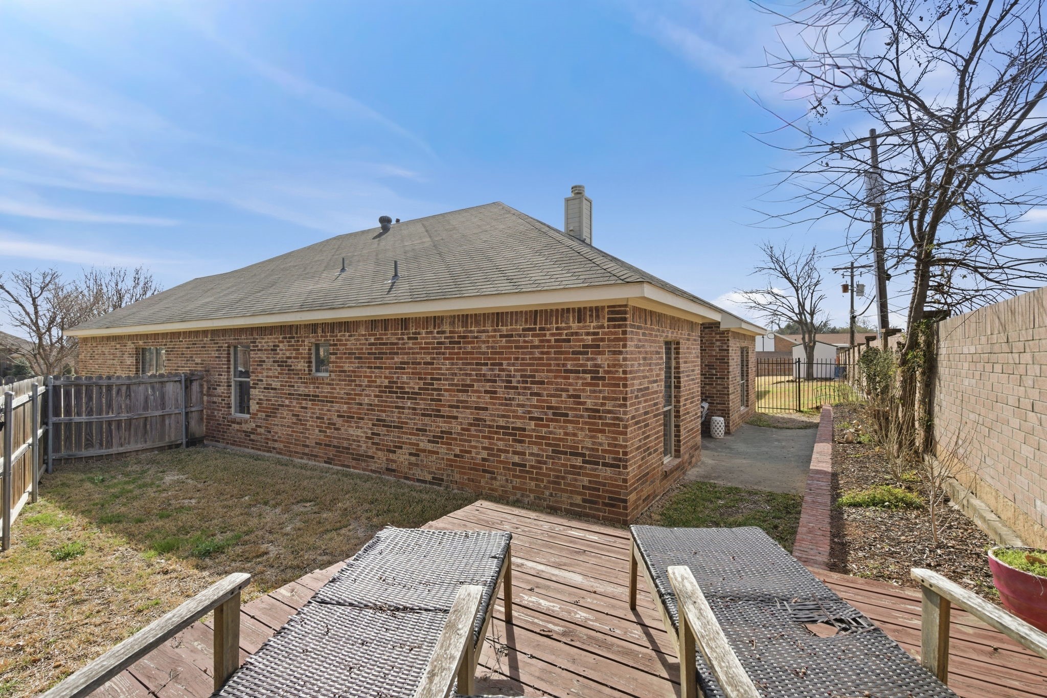 813 Chase Circle Hurst TX 76053