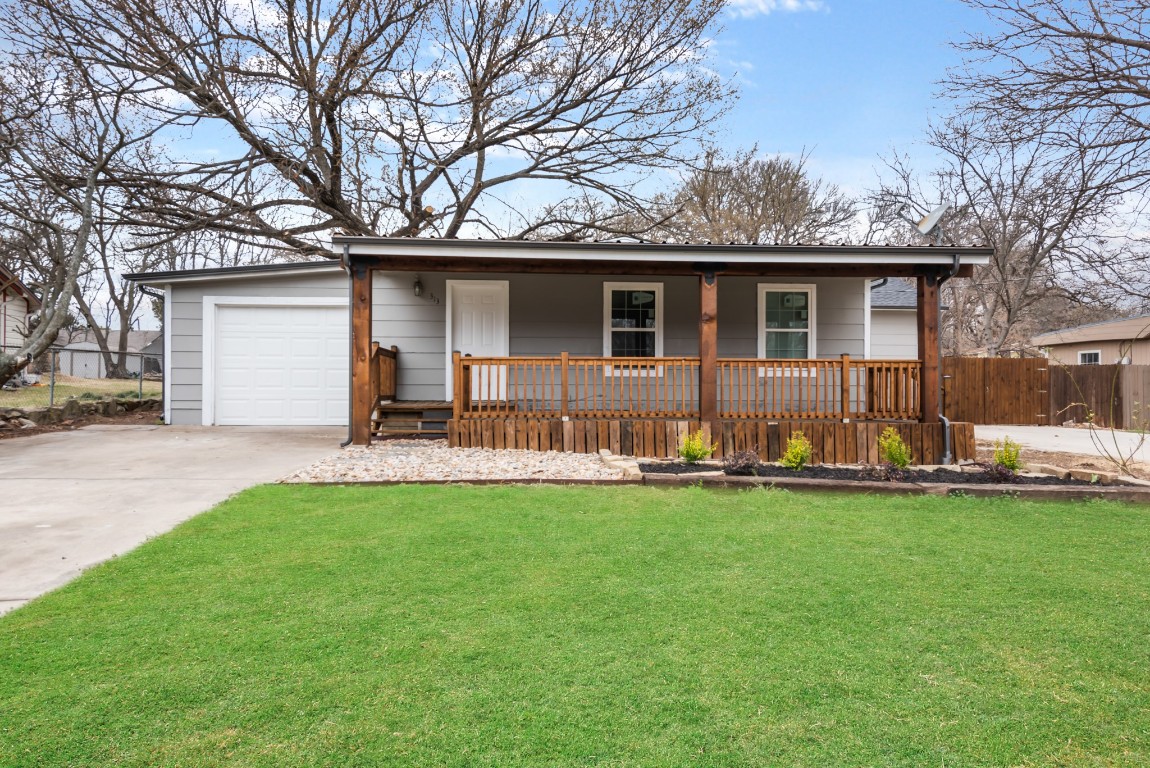 313 Toronto Road Azle TX 76020